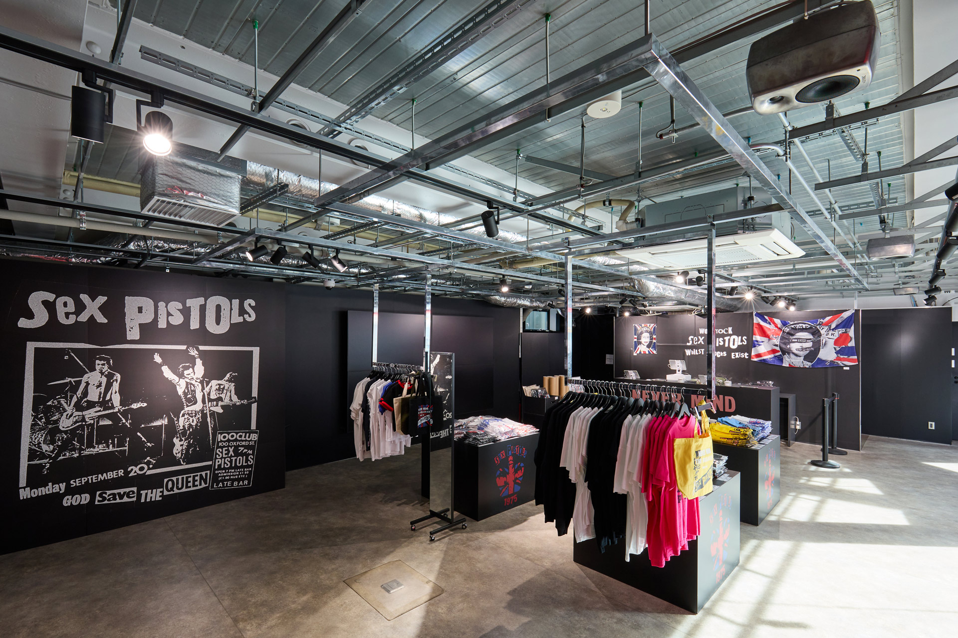 ユニバーサル ミュージック初の直営ストアでGenelec Smart IPがアーティストとファンを繋ぐ